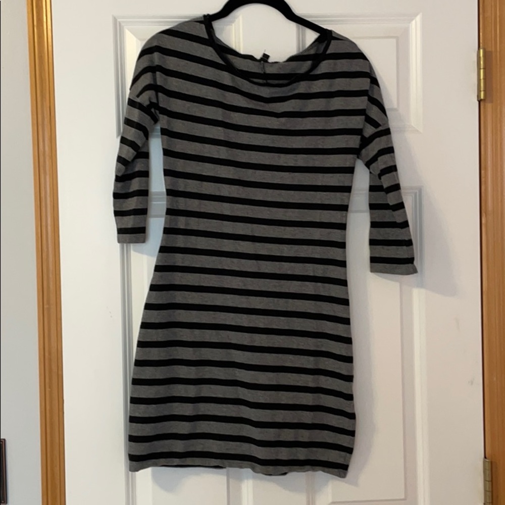Striped fitted dress